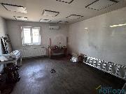 Pron�jem v�robn�ch prostor Vysok� M�to