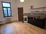 Pron�jem bytu 1+1 v ul. �ukovova naproti �inohern�mu divadlu v �st� nad Labem