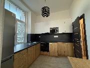 Pron�jem nov� zrekonstruovan�ho apartm�nu 1kk v reziden�n� vile se zahradou