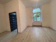 Pron�jem nov� zrekonstruovan�ho za��zen�ho bytu 2kk v reziden�n� vile se zahradou