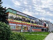 Nab�z�me k prodeji obchodn� prostory COOP ve Vset�n� na Sychrov� v 1NP