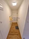 Pronjem cihlovho bytu 1+1, 24 m2, dvorek, sklep, ul. Vodn, Star Brno