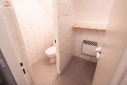 Prodej obchodn�ch prostor 44 m2, centrum Vala�sk�ho Mezi����