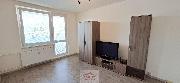Pron�jem bytu 2+1 se zasklenou lod�i�, Vala�sk� Mezi����, ul. Lu�n� 