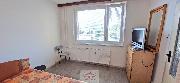 Pron�jem bytu 2+1 se zasklenou lod�i�, Vala�sk� Mezi����, ul. Lu�n� 