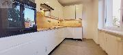 Pron�jem bytu 3+kk po rekonstrukci s gar�� v dom�, Vala�sk� Mezi����, ul. Za�ovsk�