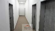 Pron�jem mezonetov� kancel��e 58 m2, Vala�sk� Mezi����