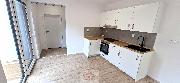 Pron�jem modern� novostavby RD 2+kk s terasou, zahradou a parkovac�m m�stem, Vala�sk� Mezi����