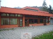 Pron�jem obchodn�ch prostor 130 m2, Vset�n