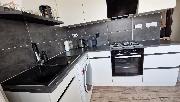 Pron�jem za��zen�ho bytu 1+1 s lod�i�, Vala�sk� Mezi����, ul. Havl��kova