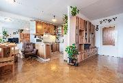 Nab�z�m k prodeji prostorn� 3+kk, 69 m² + zasklen� lod�ie a 2 sklepy, Praha 4  Chodov 
