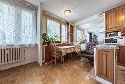 Nab�z�m k prodeji prostorn� 3+kk, 69 m² + zasklen� lod�ie a 2 sklepy, Praha 4  Chodov 