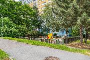 Nab�z�m k prodeji sv�tl� a slunn� byt 3+kk s lod�i� a dv�ma sklepy v klidn� ��sti Prahy 4