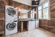 Prodej bytu 3+1, 114m2 + 80m2 zahrada, ul. Ped Cibulkami, Praha 5
