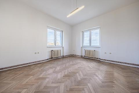 Obr�zek nen� k dispozici.