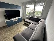 Pron�jem bytu 2+kk, 46m2, ul. Hr�sk�ho, Praha 4
