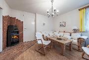 Pron�jem chaty 2+1, 55m2,  pozemek 696m2,  Slapy