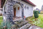Pron�jem chaty 2+1, 55m2,  pozemek 696m2,  Slapy