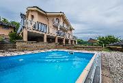 Pron�jem RD 6+kk, 260m2, zahrada 960m2, ul. Na V�slun�, Tuchom��ice