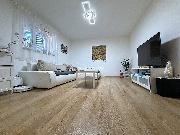 Exkluzivn� nab�z�me prodej rodinn�ho domu Trpom�chy - Slan�,