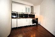 Exkluzivn� nab�z�me pron�jem bytu 1+kk, 42,65m2, ve 2.NP, ul. N�m�st� M�ru, M�ln�k - centru
