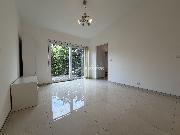 Pron�jem rodinn�ho domu 2+kk, 55m2, s pozemkem 150m2 a parkov�n�m, Praha 9 - Let�any