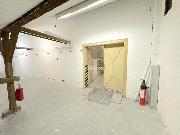 Pronjem skladu - komernho prostoru 236m2 ve 3.NP s vtahem  Jirny, Tovrn 26 Praha vchod