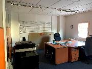 Ide�ln� z�zem� pro stavebn� a logistick� spole�nosti � pron�jem kancel���  Hradec Kr�lov�, T�ebe�