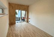 K pronjmu modern byt 2+kk s balkonem, 32 m?, Hoice, ul. Sladkovskho