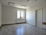 Pron�jem ateli�ru 4+kk v ulici D�lnick�  are�l BIO Ji��n (A0302)