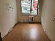 Pron�jem bytu 2+kk v ulici Franti�ka Mal�ka v Most�, bl. 735