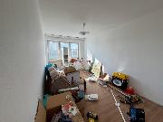 Pron�jem bytu 3+1 s gar��, Praha 6 � ul. Evropsk� (nyn� v rekonstrukci)