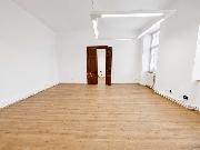 Pron�jem kancel��sk�ch prostor, 182 m? � Wlach�v d�m, t�. M�ru, Pardubice