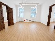 Pron�jem kancel��sk�ch prostor, 182 m? � Wlach�v d�m, t�. M�ru, Pardubice