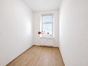 Pron�jem kancel��sk�ch prostor, 71 m? � Wlach�v d�m, t�. M�ru, Pardubice