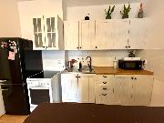 Pron�jem modern�ho bytu 2+kk s balkonem, gar�ov�m st�n�m a sklepem