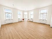 Pron�jem modern�ho bytu 3+kk, 106 m? � Wlach�v d�m, t�. M�ru, Pardubice