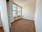 Pron�jem rekonstruovan�ch kancel��sk�ch prostor, 106 m? � Wlach�v d�m, t��da M�ru, Pardubice