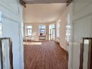 Pron�jem rekonstruovan�ch kancel��sk�ch prostor, 106 m? � Wlach�v d�m, t��da M�ru, Pardubice