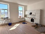 Pron�jem rekonstruovan�ch kancel��sk�ch prostor, 106 m? � Wlach�v d�m, t��da M�ru, Pardubice