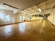 Samostatn� komer�n� budova 530 m? k pron�jmu � Pelh�imov, are�l ALFATEX