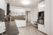 Prodej rodinn�ho domu 6+kk s autod�lnou � �imanov, 9 km od Jihlavy