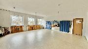 Pron�jem v�t�� ��sti patra v komer�n� budov� 130 m2, Pelh�imov
