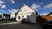 Pron�jem zrekonstruovan�ho studia 1+kk, Sv�tl� nad S�zavou