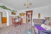 Rodinn� d�m 4+1 s gar��, d�lnou a zahradn� chatou ve Vl�et�n� u �irovnice