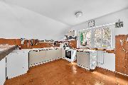 Velmi p�kn� rodinn� d�m 4+1 Praha - P�edn� Kopanina