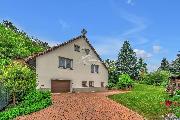 Velmi p�kn� rodinn� d�m 4+1 Praha - P�edn� Kopanina