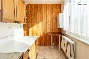 CENOV� V�HODN� NAB�DKA � SLUNN� BYT 2+1 V ��DAN�M 1. PAT�E