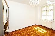 Prodej bytu 3+1, 84 m2, ul. Cechovn, centrum Cheb