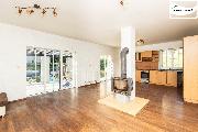 Prodej rodinn�ho domu 4+kk Plesn� |  bungalov se zahradou 1.391 m2